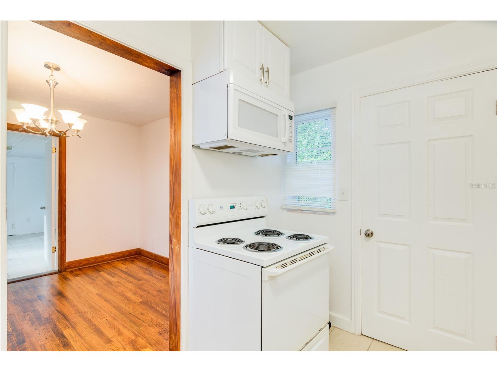 920 NW 20th Street Gainesville FL 32603 GC537023 image8