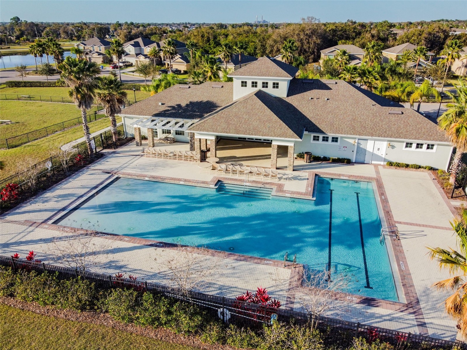 920 Peregrine Hill Place Ruskin FL 33570 - COMMUNITY POND TB8483915 image3
