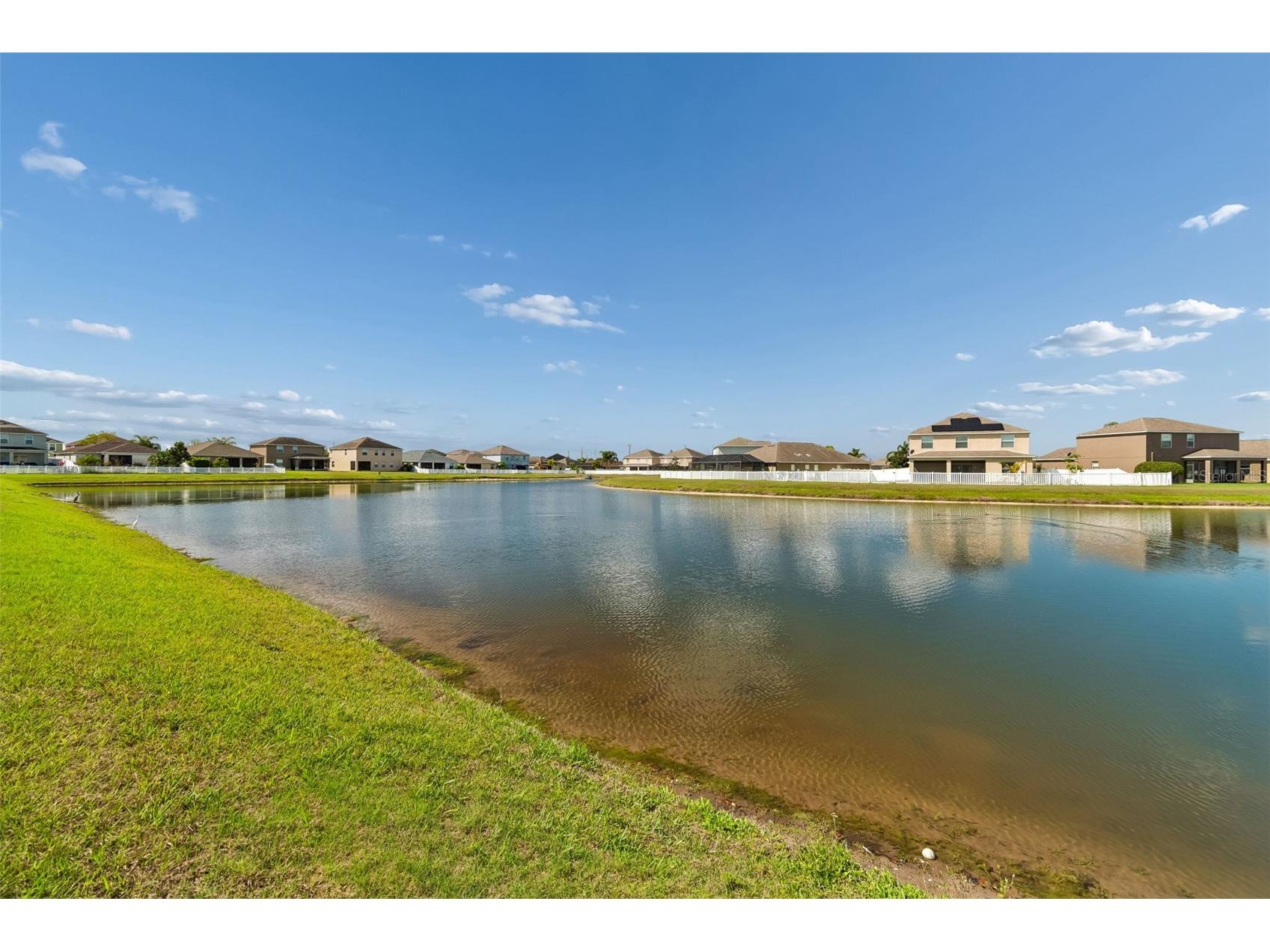 920 Peregrine Hill Place Ruskin FL 33570 - COMMUNITY POND TB8483915 image7