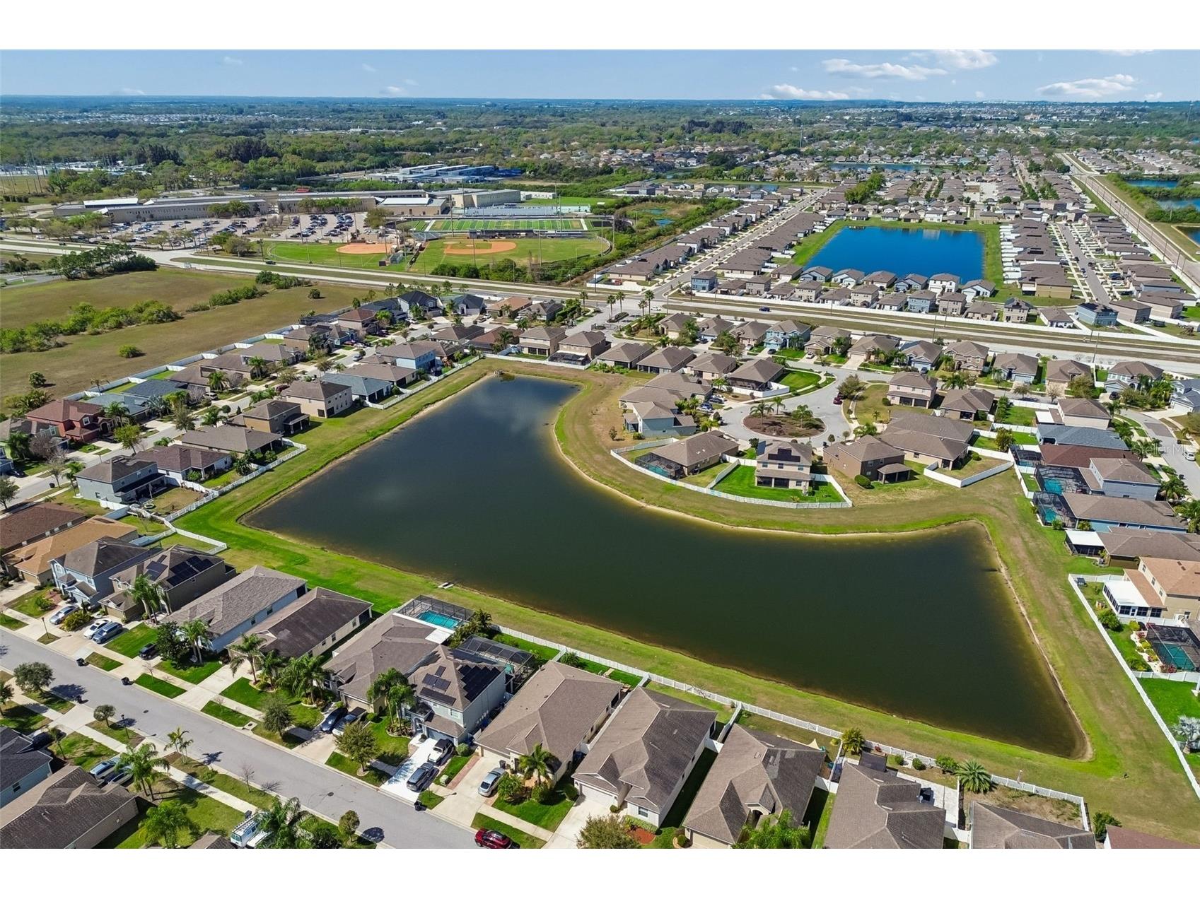 920 Peregrine Hill Place Ruskin FL 33570 - COMMUNITY POND TB8483915 image75
