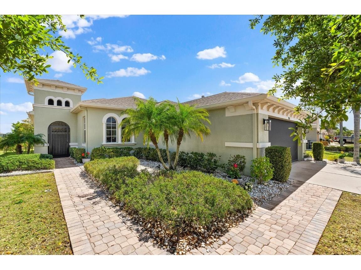 920 Regal Manor Way Sun City Center FL 33573 A4599846 image1