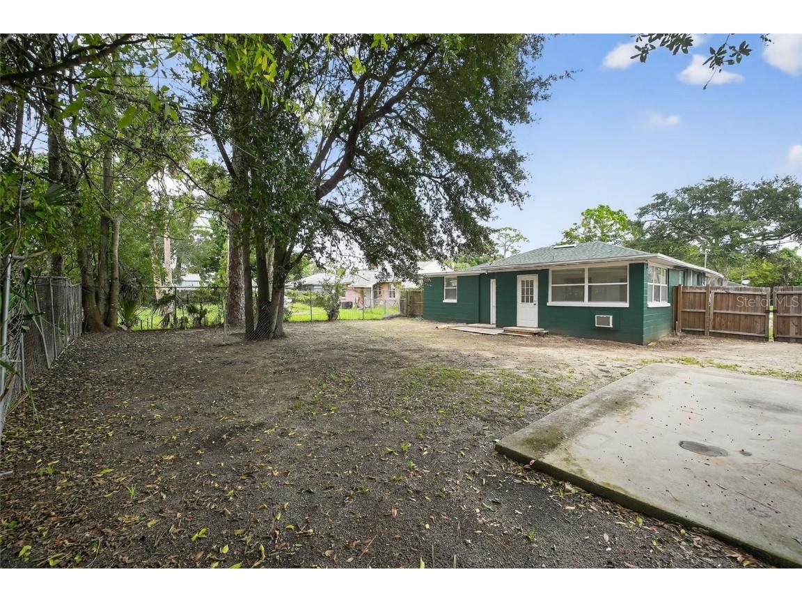 920 School Street Daytona Beach FL 32114 V4945201 image10