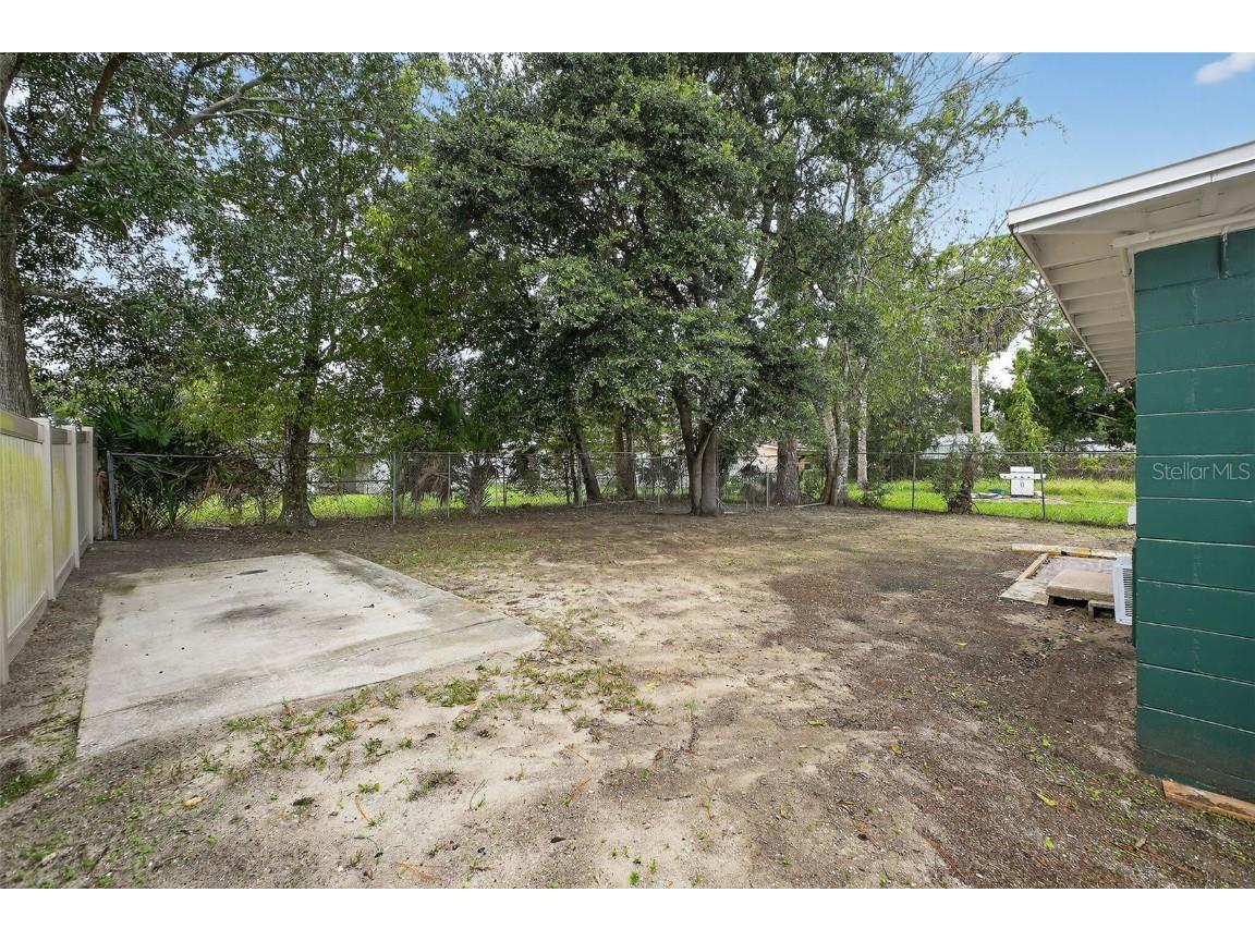 920 School Street Daytona Beach FL 32114 V4945201 image9