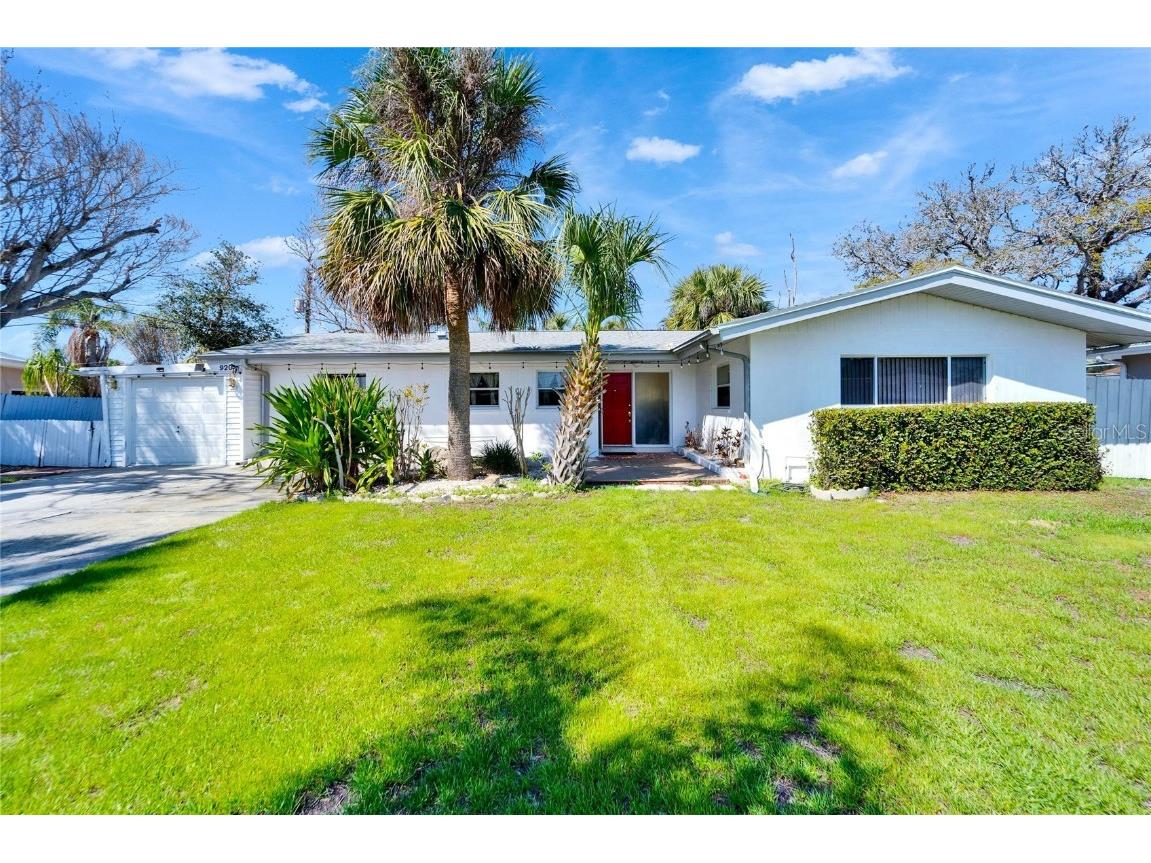 920 Spruce Drive Belleair Beach FL 33786 TB8355718 image59