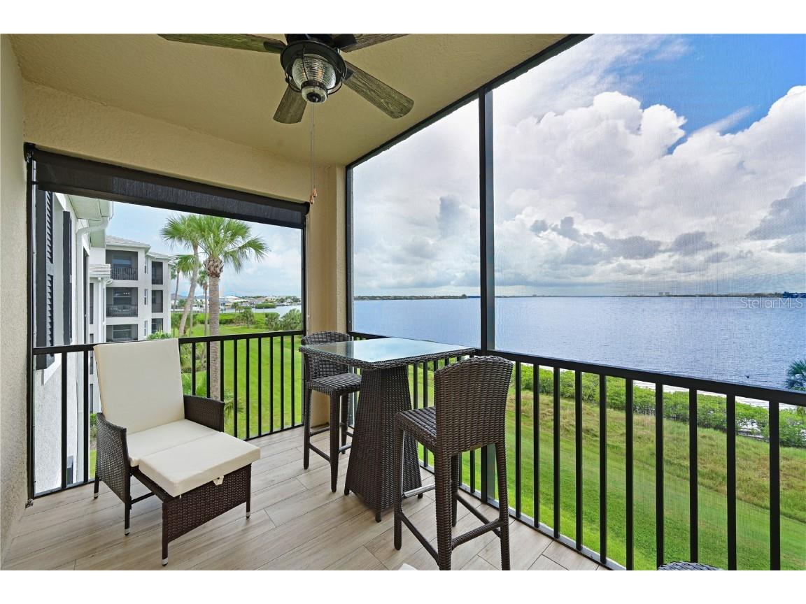 920 Tidewater Shores Loop #302 Bradenton FL 34208 - MANATEE RIVER A4579666 image1