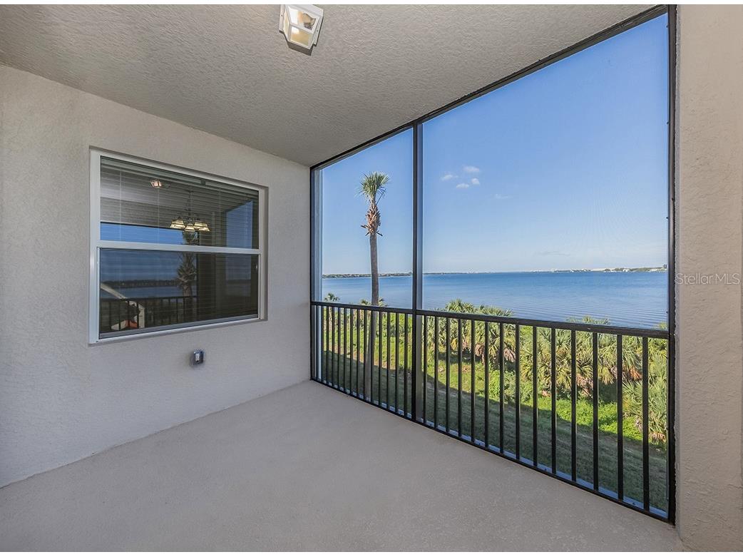 920 Tidewater Shores Loop #307 Bradenton FL 34208 - MANATEE RIVER A4687746 image3