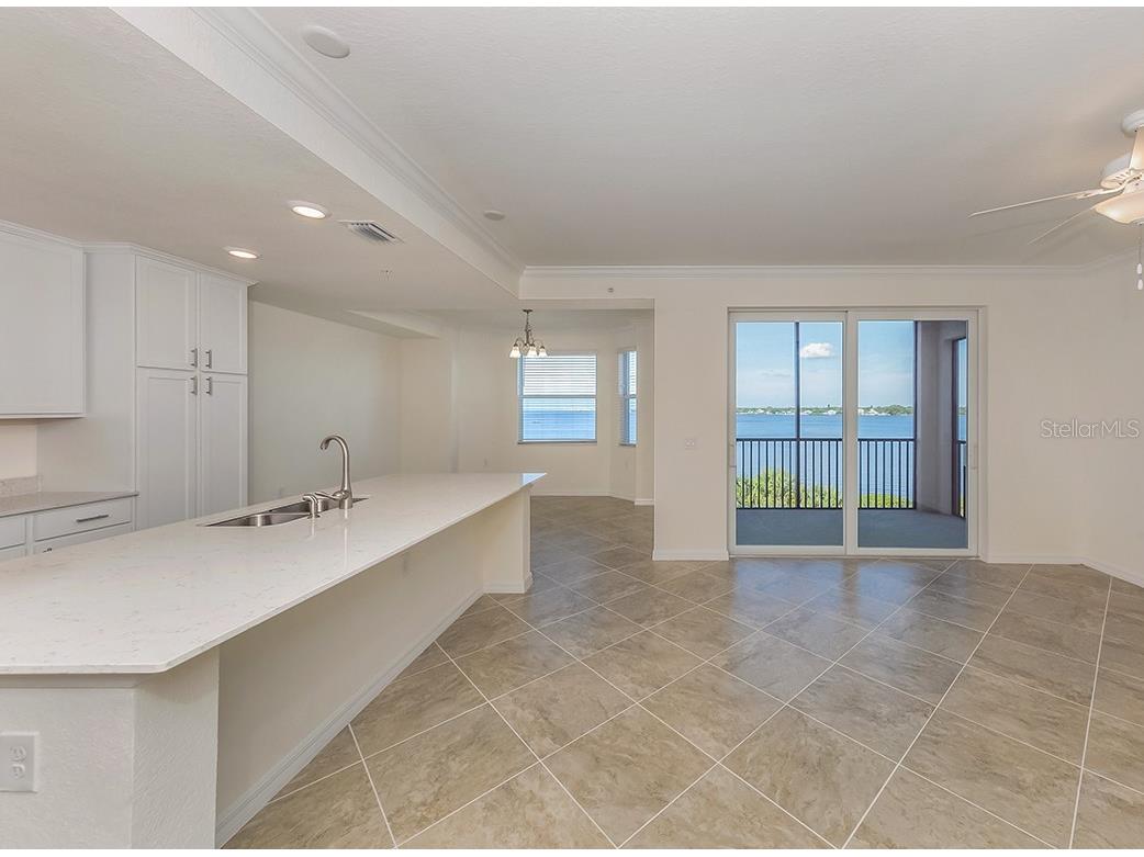 920 Tidewater Shores Loop #307 Bradenton FL 34208 - MANATEE RIVER A4687746 image9