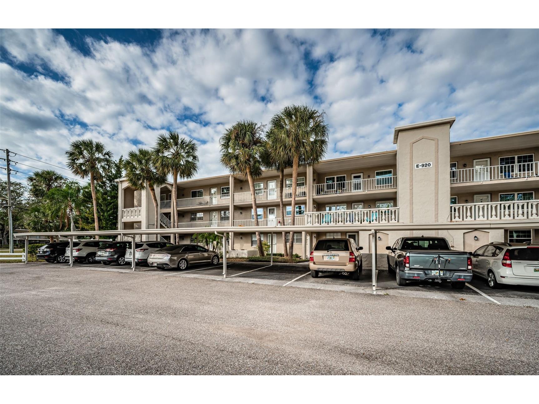 920 Virginia Street #302 Dunedin FL 34698 TB8465395 image1