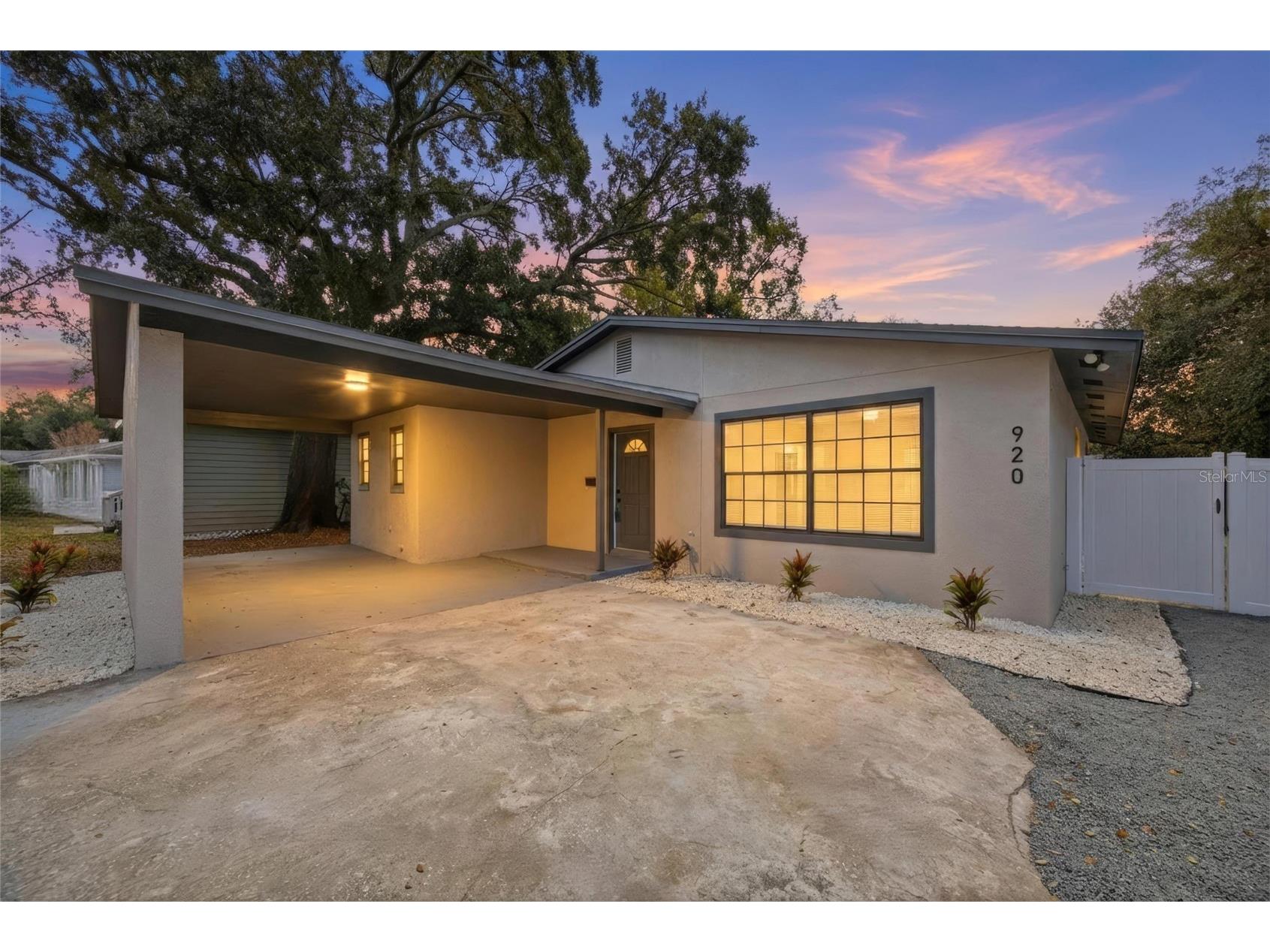 920 W Candlewood Avenue Tampa FL 33603 TB8463806 image1