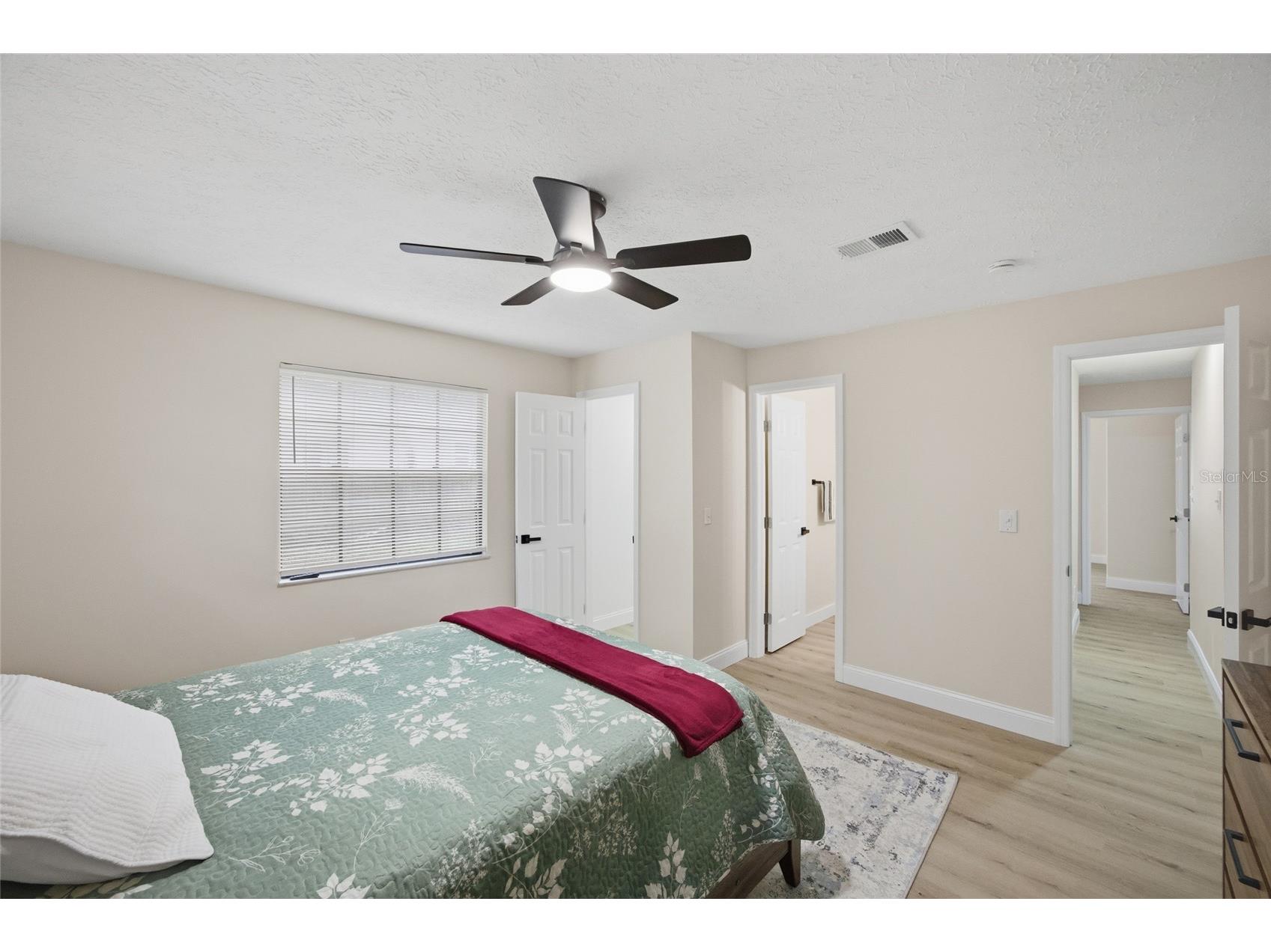 920 W Candlewood Avenue Tampa FL 33603 TB8463806 image17