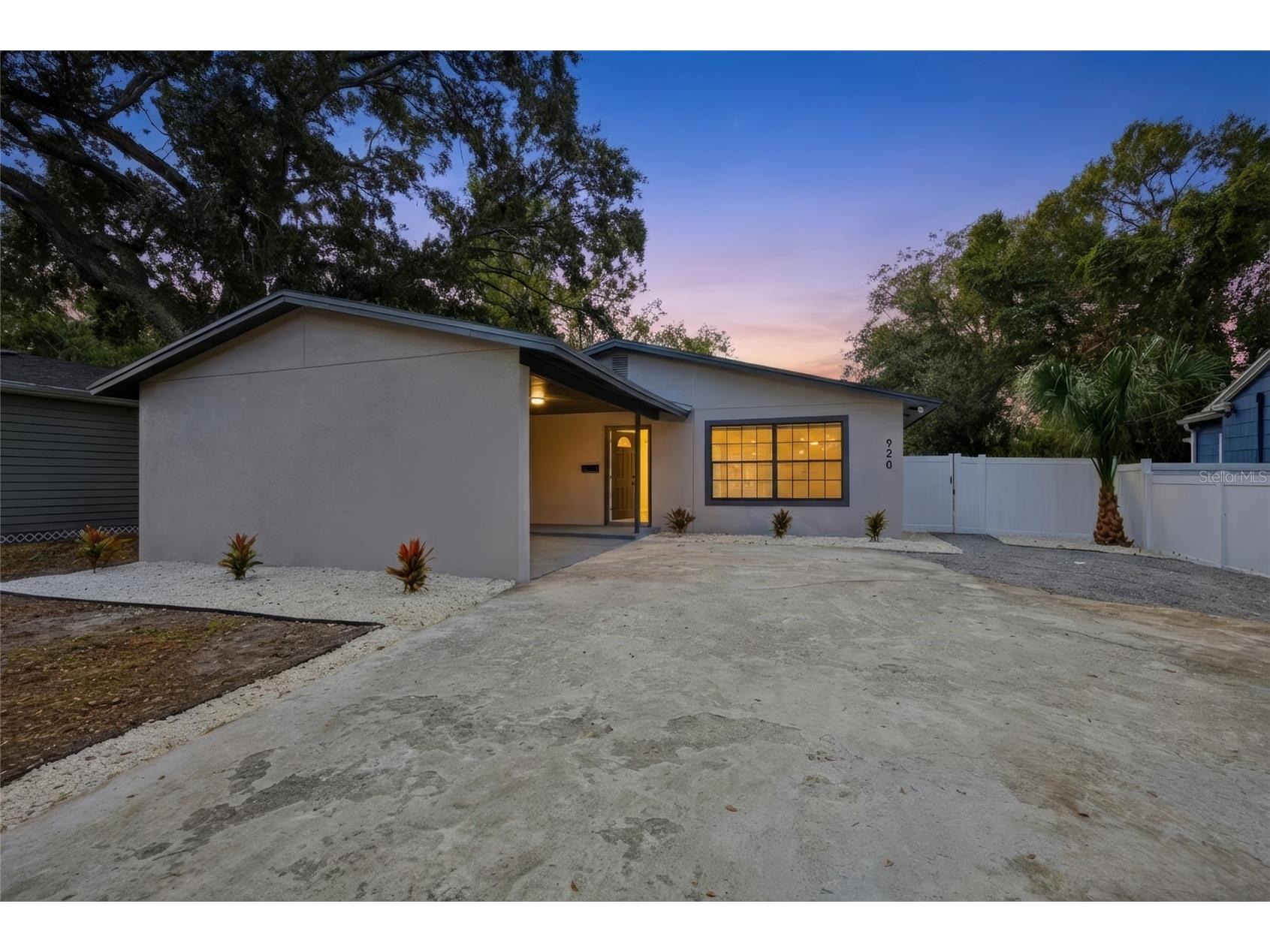 920 W Candlewood Avenue Tampa FL 33603 TB8463806 image5