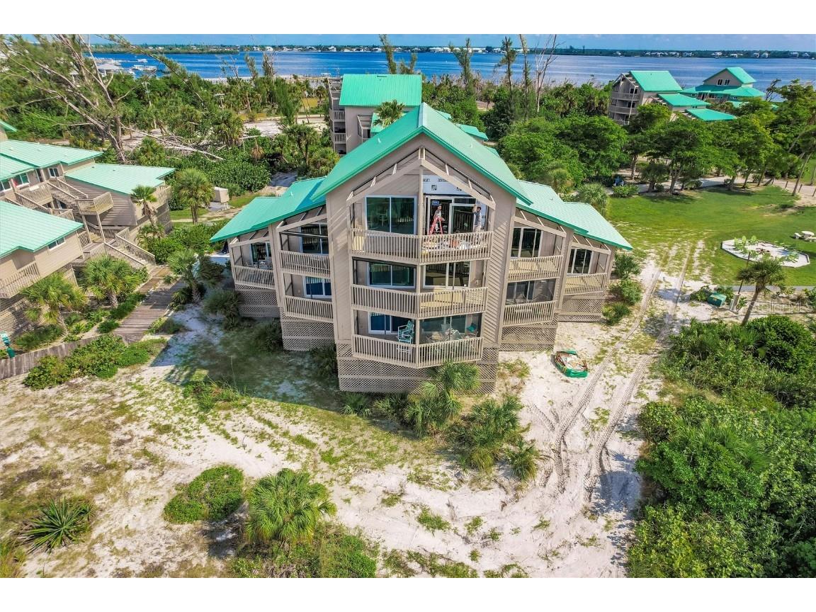 9200 Little Gasparilla #203 Placida FL 33946 D6142599 image39