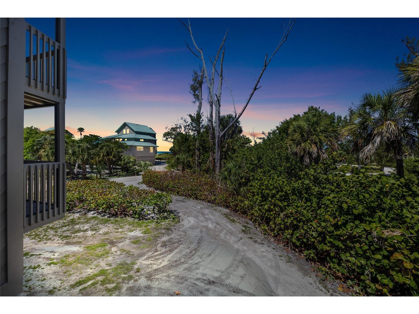 9200 Little Gasparilla #304 Placida FL 33946 D6147067 image4