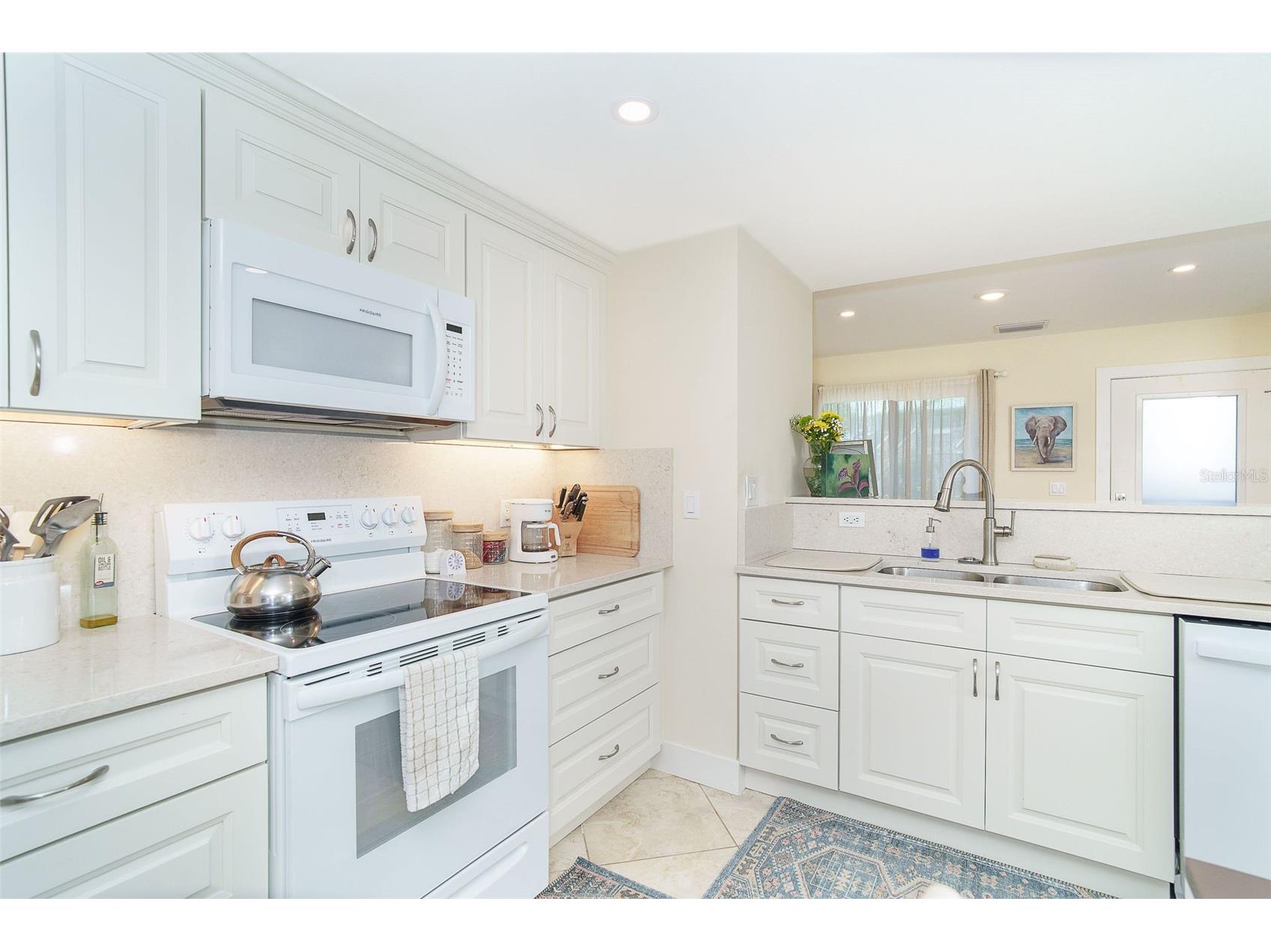 9200 Little Gasparilla Island #403 Placida FL 33946 - PLACIDA HARBOR D6146806 image10