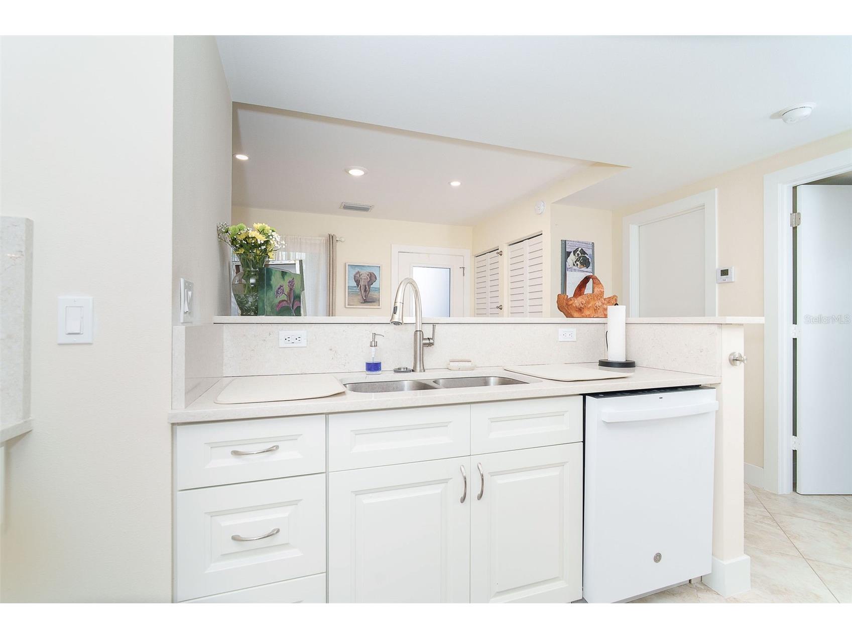 9200 Little Gasparilla Island #403 Placida FL 33946 - PLACIDA HARBOR D6146806 image11