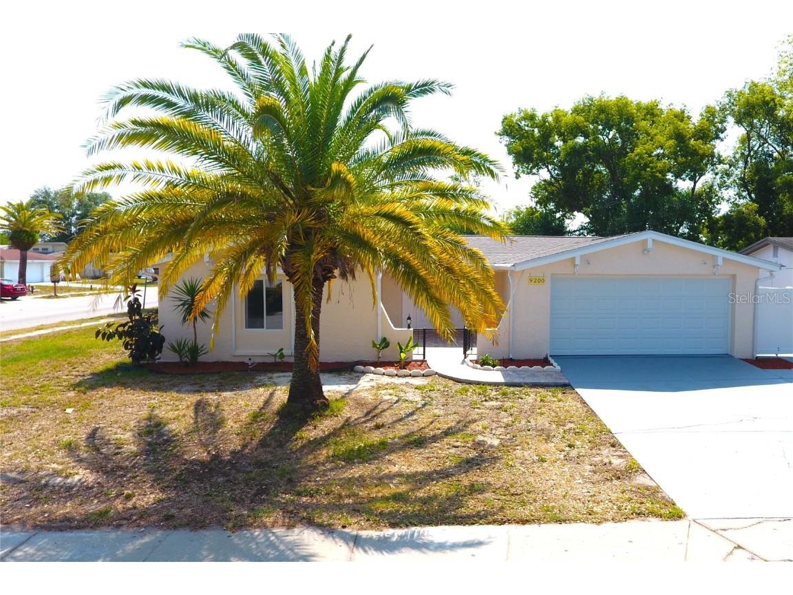 9200 Lunar Lane Port Richey FL 34668 W7875352 image1