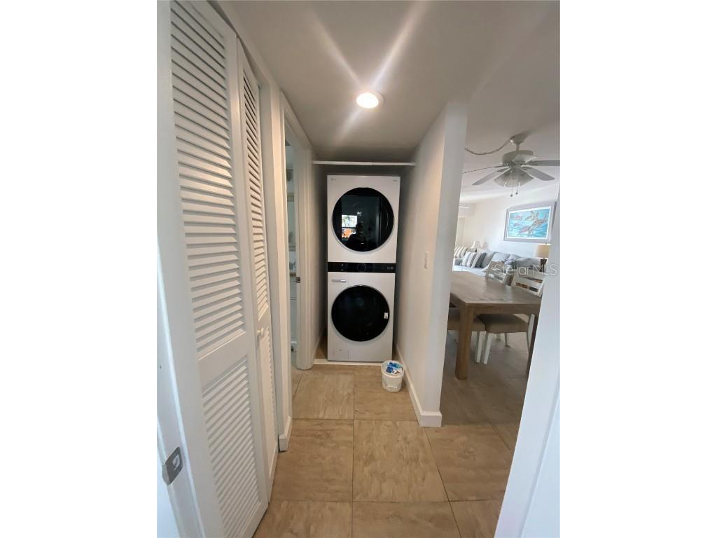 9200 Midnight Pass Road #10 Sarasota FL 34242 A4643306 image18