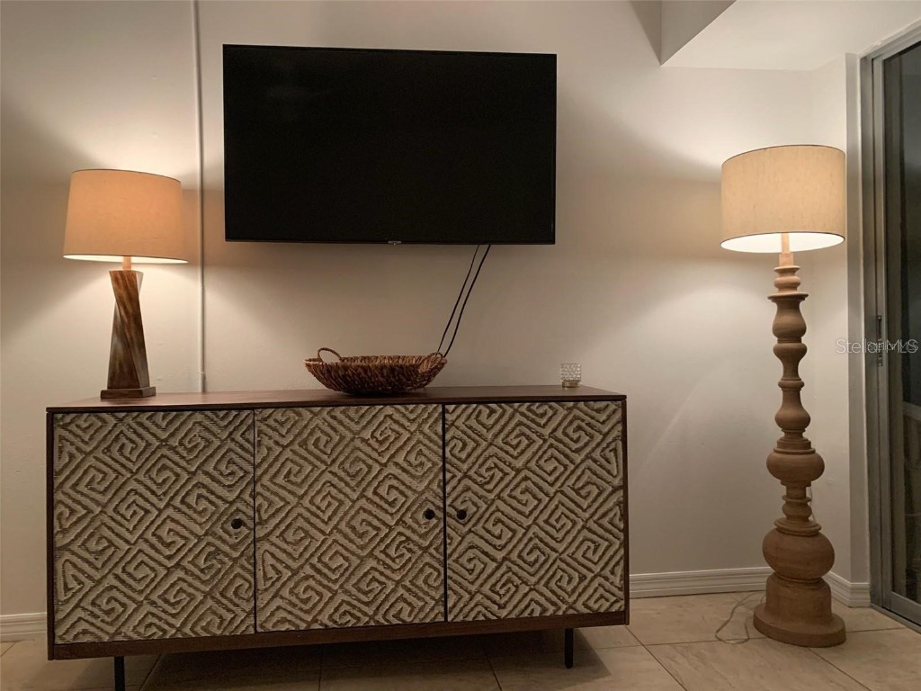 9200 Midnight Pass Road #10 Sarasota FL 34242 A4643306 image7