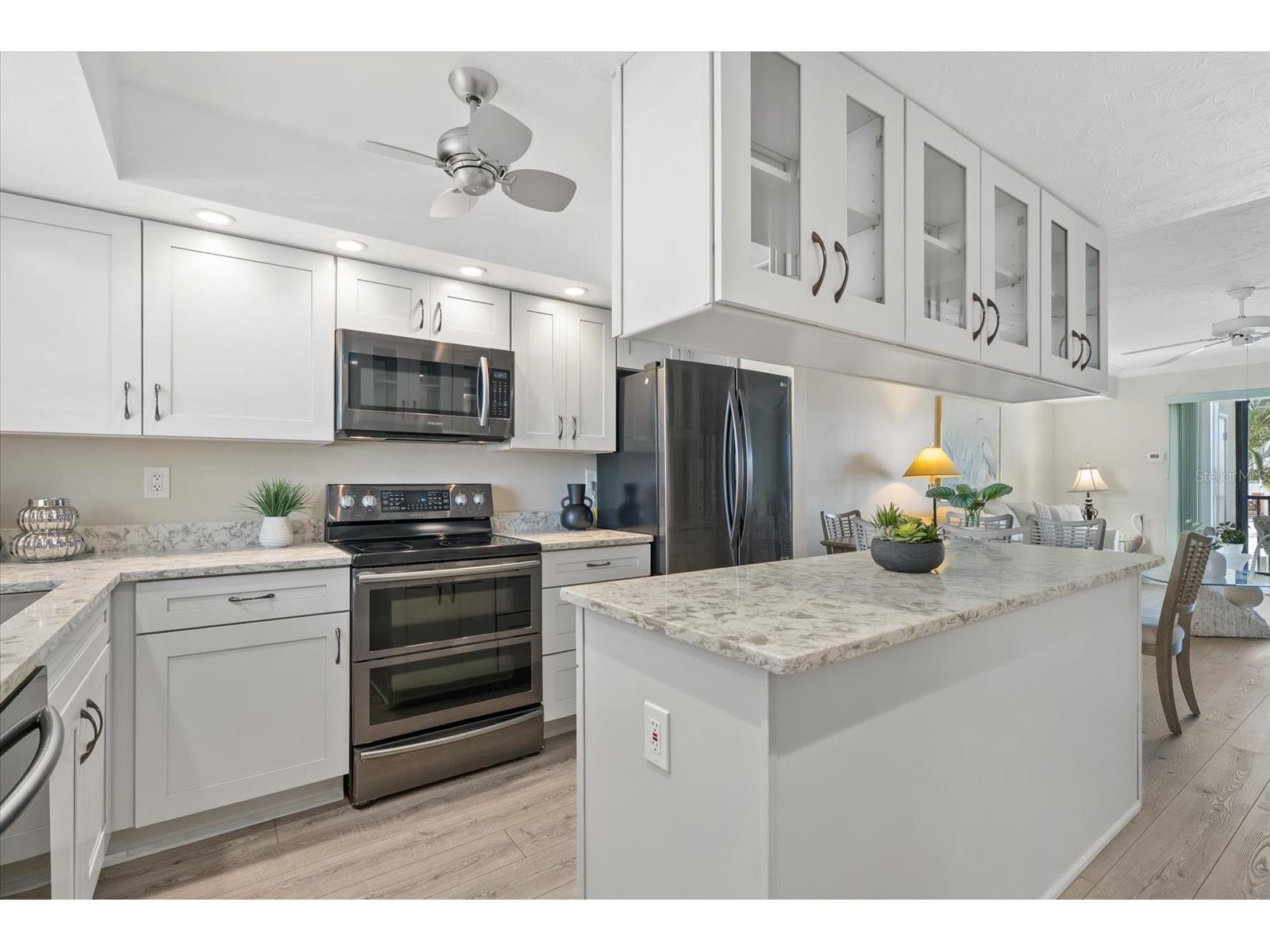 9200 Midnight Pass Road #28 Sarasota FL 34242 - BLIND PASS A4674722 image2