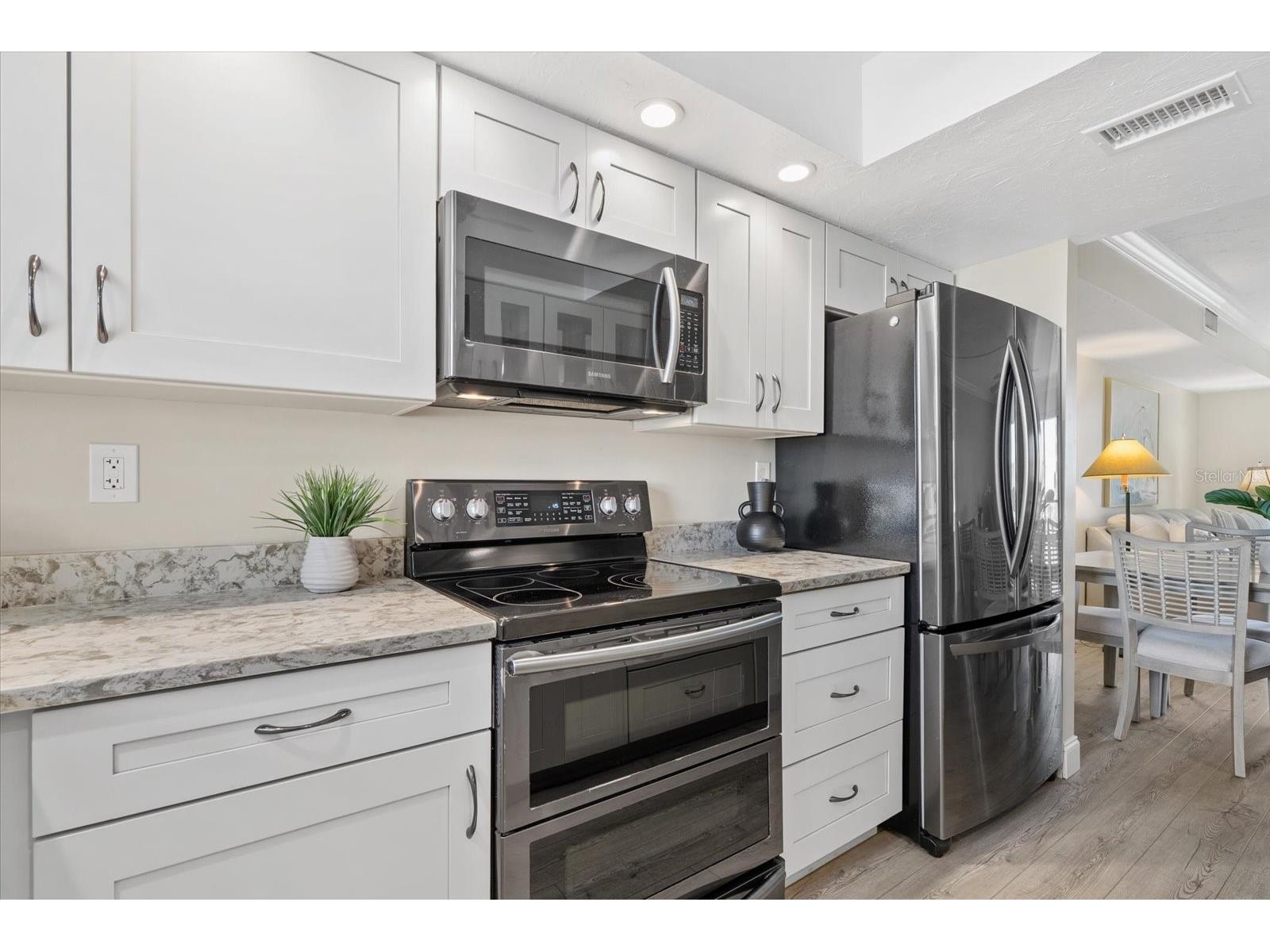 9200 Midnight Pass Road #28 Sarasota FL 34242 - BLIND PASS A4674722 image5