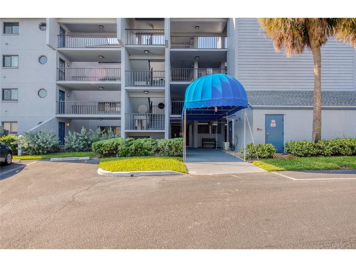 9200 Park Boulevard #105 Seminole FL 33777 TB8429755 image2