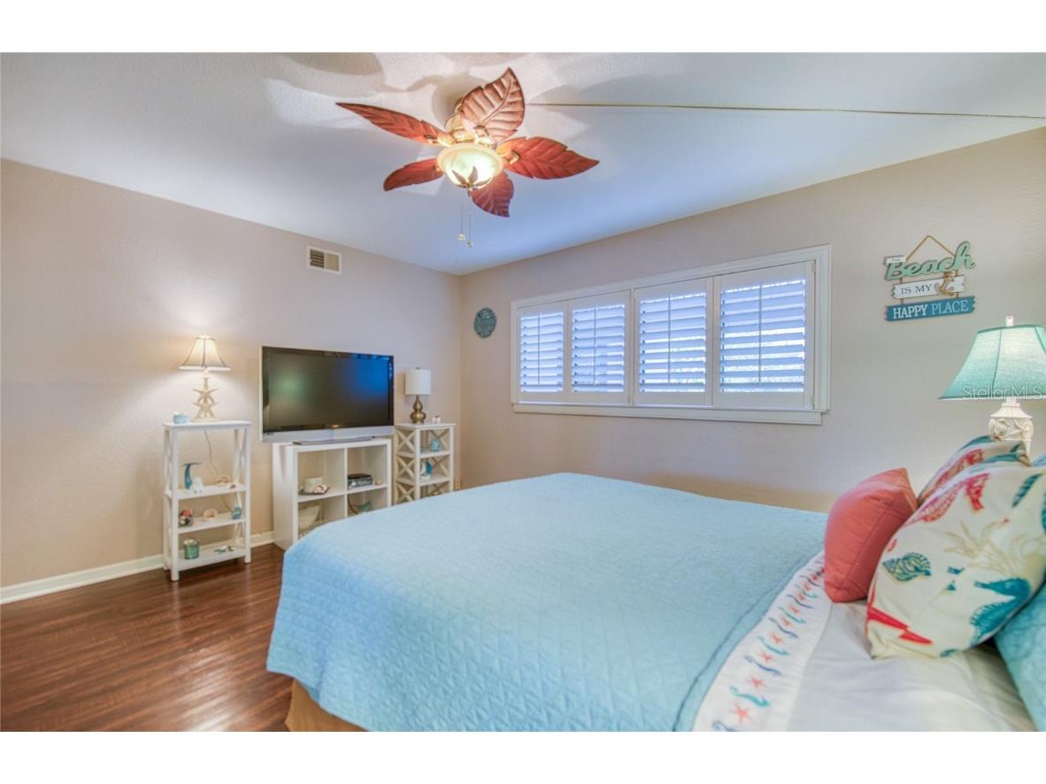 9200 Park Boulevard #105 Seminole FL 33777 TB8429755 image40