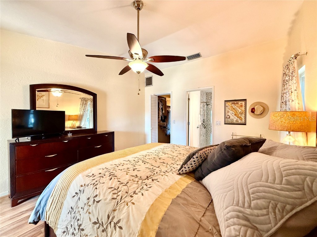 9200 Walsingham Road Largo FL 33773 TB8444986 image17