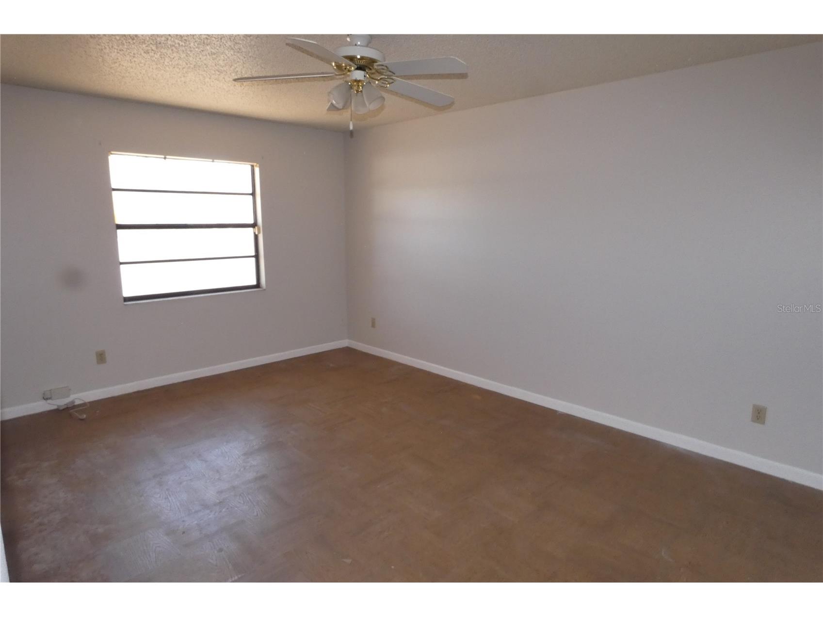 9201 7th Street N Saint Petersburg FL 33702 TB8479546 image10