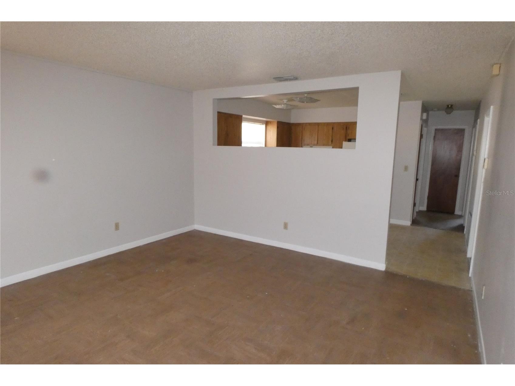 9201 7th Street N Saint Petersburg FL 33702 TB8479546 image4