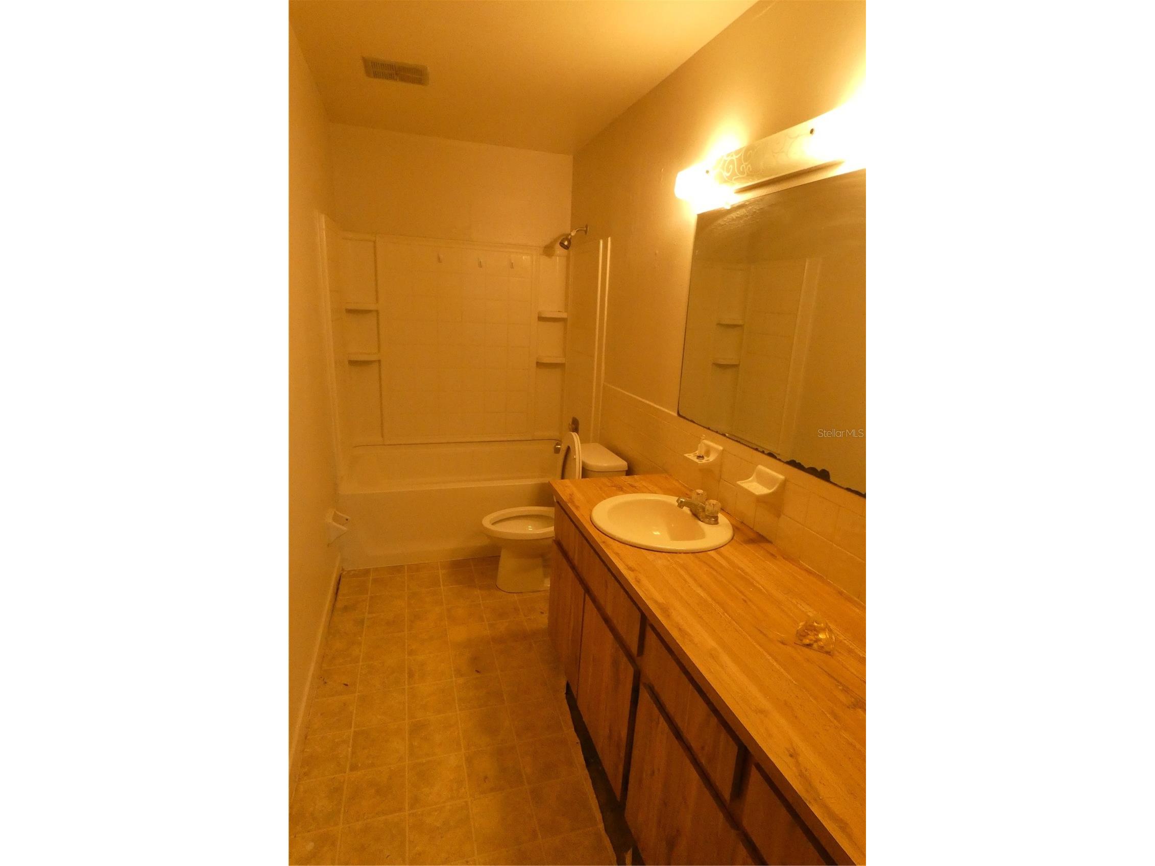 9201 7th Street N Saint Petersburg FL 33702 TB8479546 image9