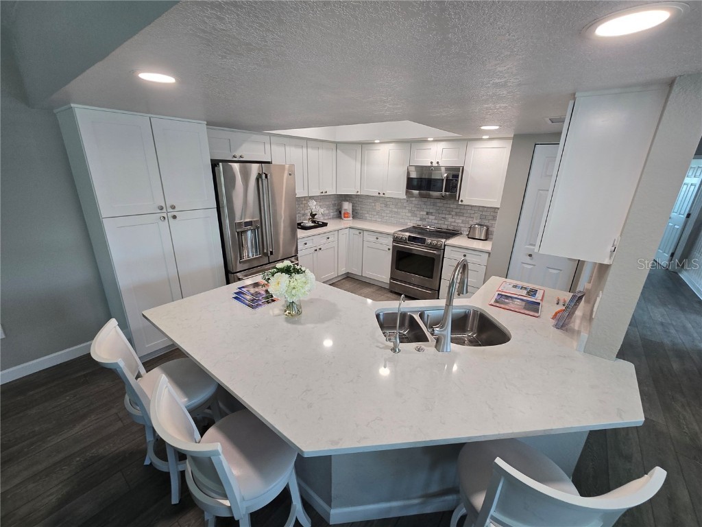 9201 Captiva Circle Circle Saint Pete Beach FL 33706 - INTRACOASTAL GULF OF MEXICO W7878731 image11