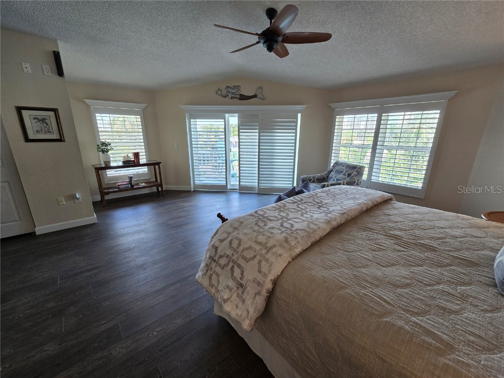 9201 Captiva Circle Circle Saint Pete Beach FL 33706 - INTRACOASTAL GULF OF MEXICO W7878731 image25