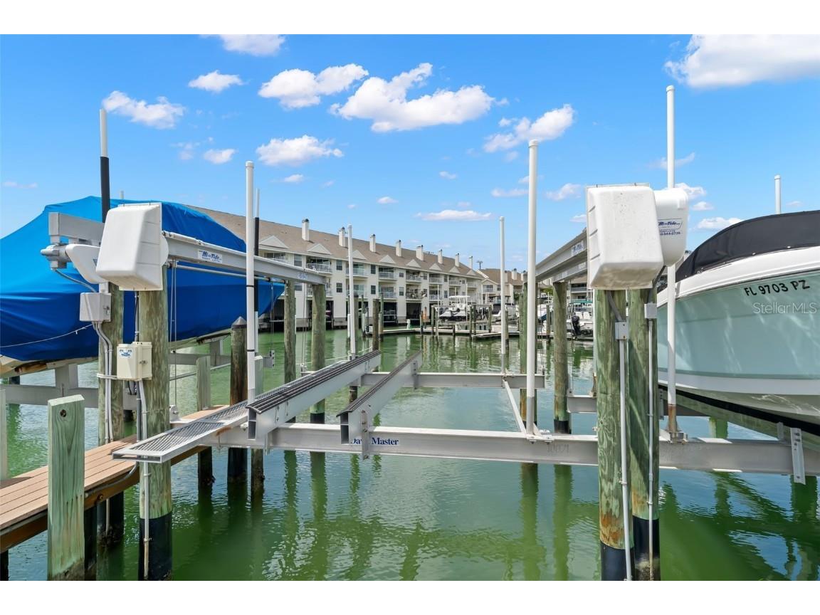 9201 Captiva Circle Saint Pete Beach FL 33706 - BOCA CIEGA BAY TB8391083 image4