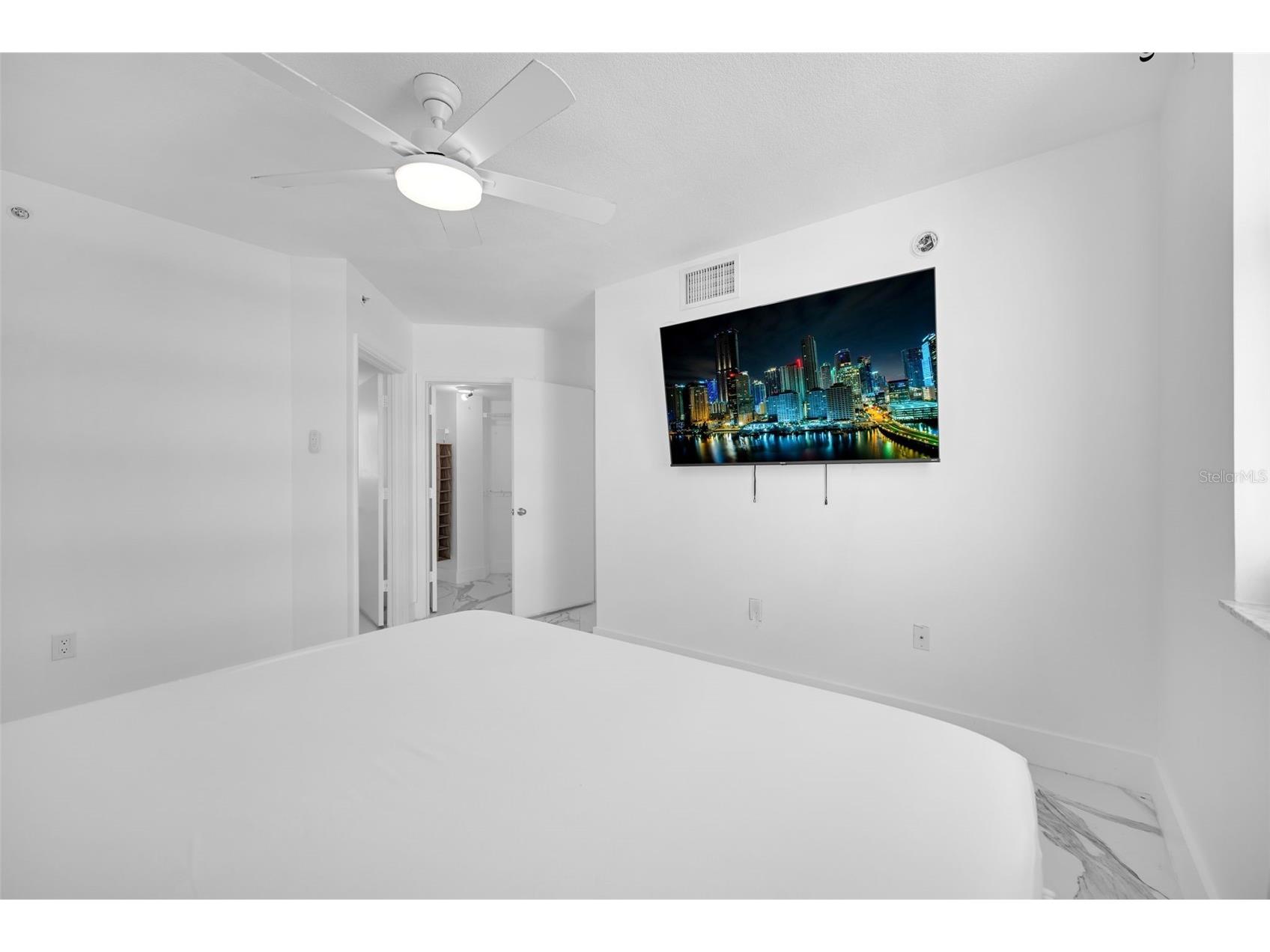 9201 Collins Avenue #821 Surfside FL 33154 O6394809 image35