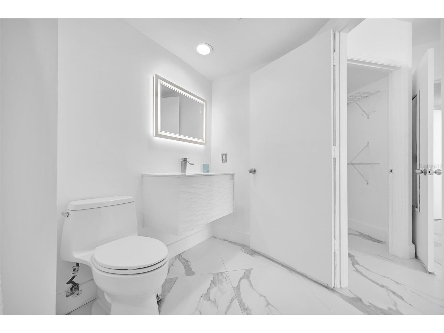 9201 Collins Avenue #821 Surfside FL 33154 O6394809 image39
