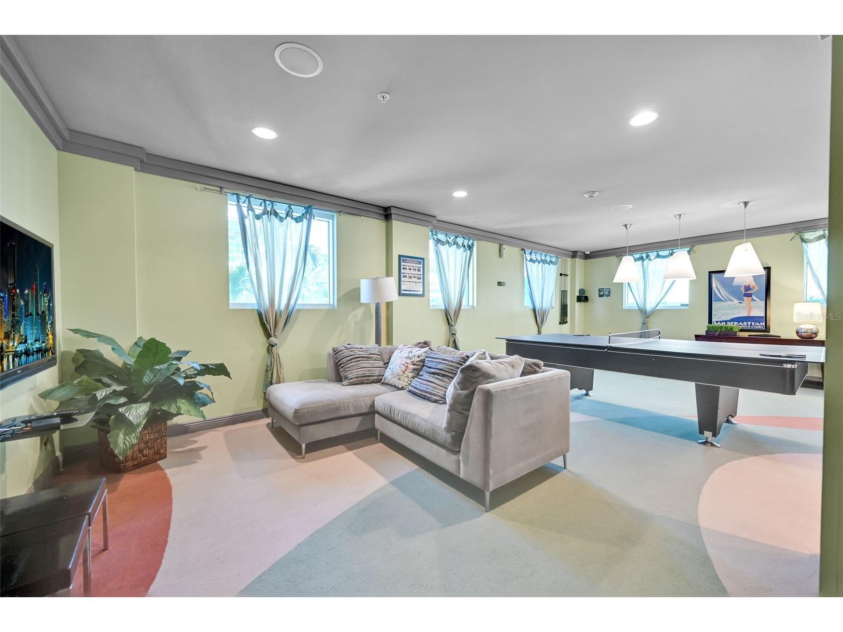 9201 Collins Avenue #821 Surfside FL 33154 O6394809 image59