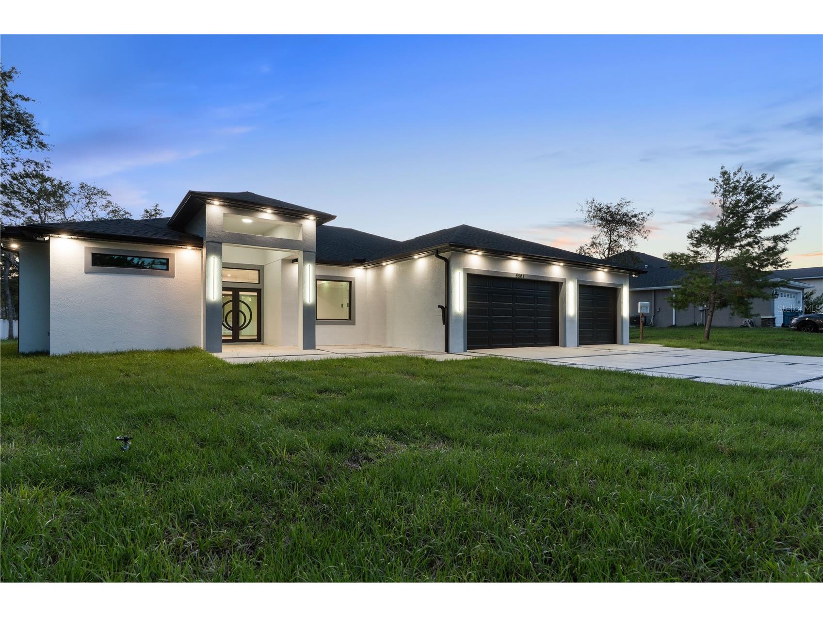9201 Nightingale Road Weeki Wachee FL 34613 W7885752 image2