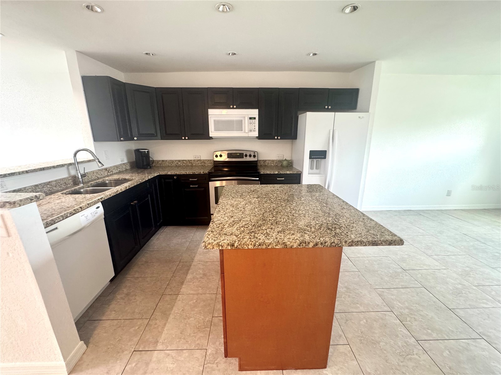 9201 Tudor Drive #C212 Tampa FL 33615 TB8517067 image6