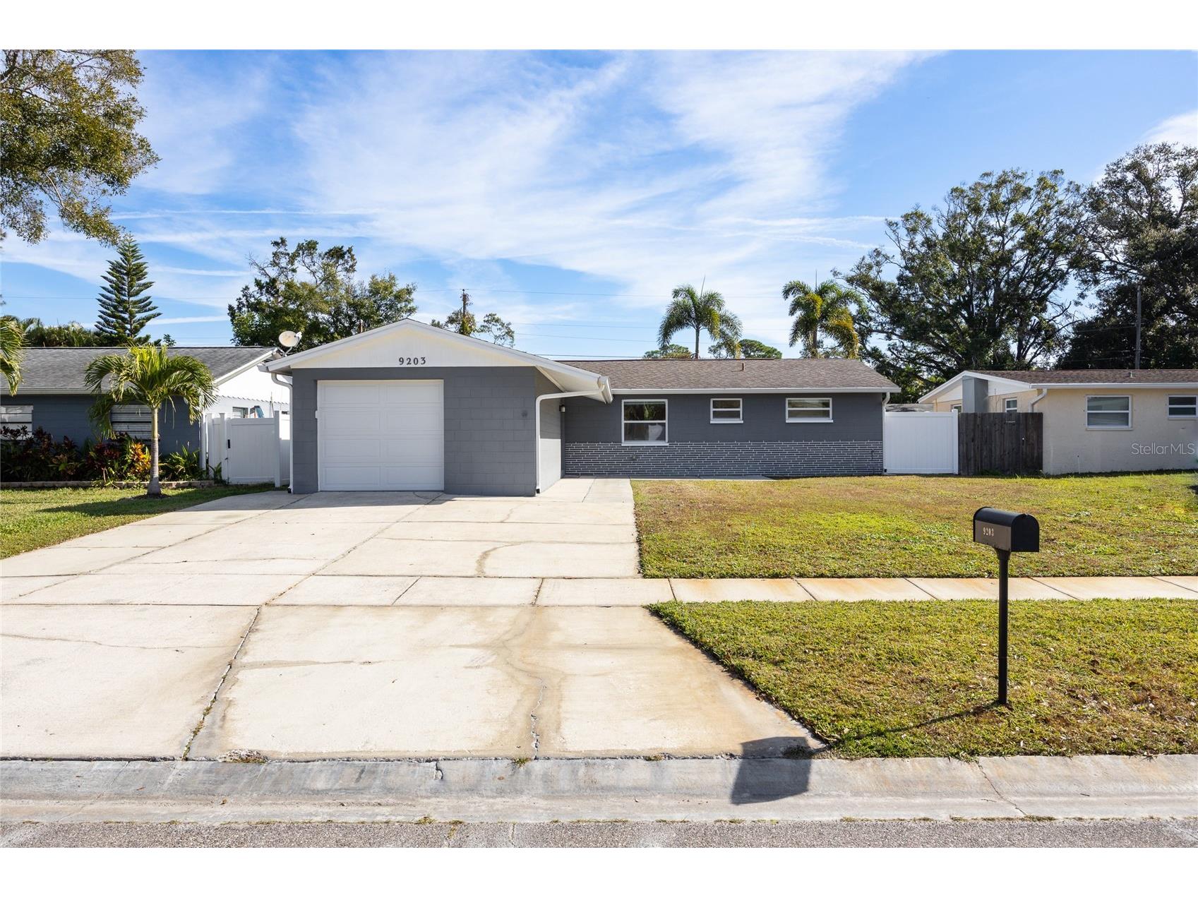 9203 51st Street N Pinellas Park FL 33782 TB8456346 image1