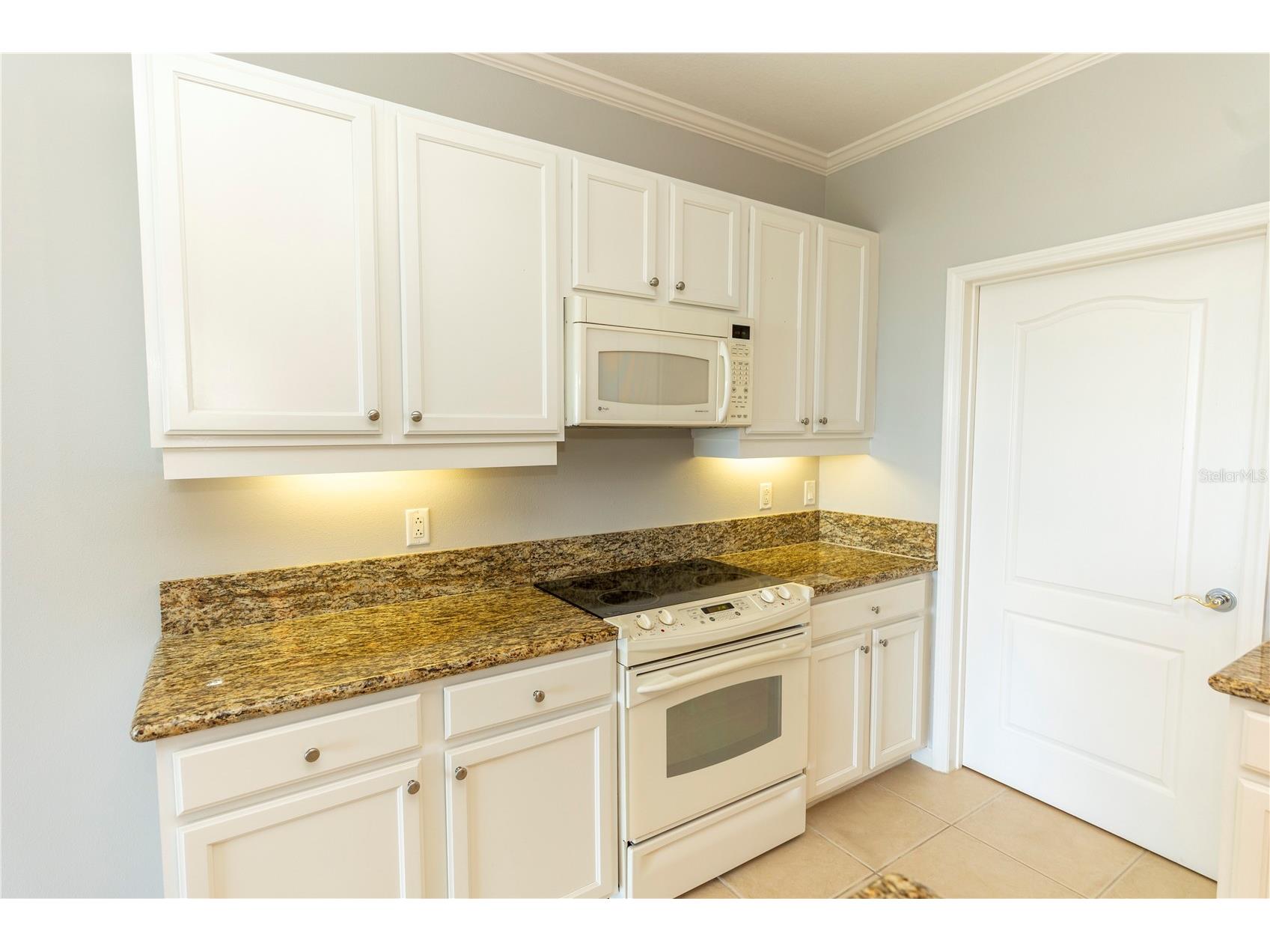 9203 Griggs Road #102 Englewood FL 34224 D6147983 image13