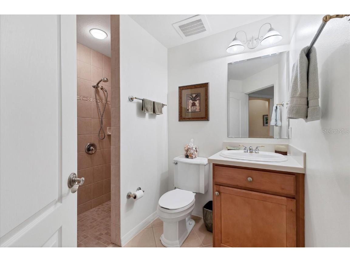 9203 Griggs Road #D203 Englewood FL 34224 - LEMON BAY A4668692 image21