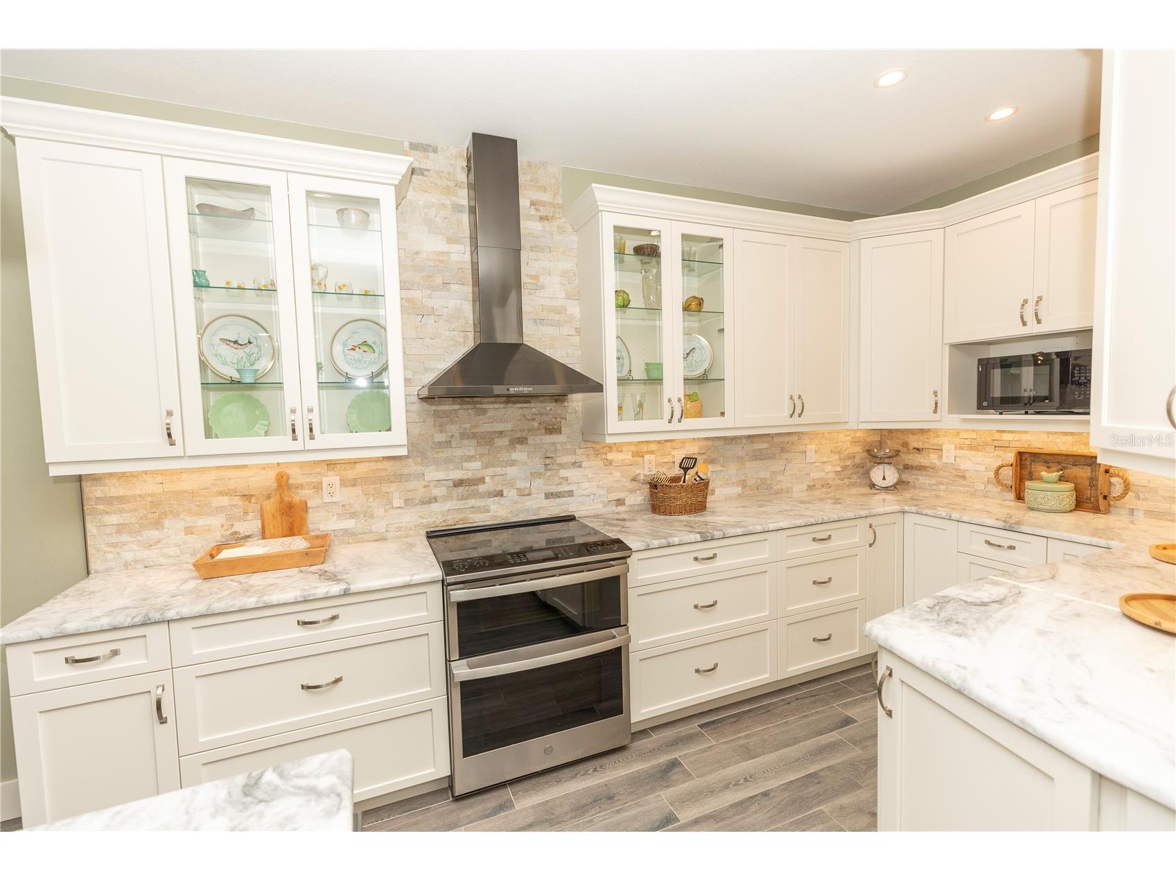 9203 Griggs Road #D302 Englewood FL 34224 - LEMON BAY AND INTRACOASTAL WAT D6147013 image15