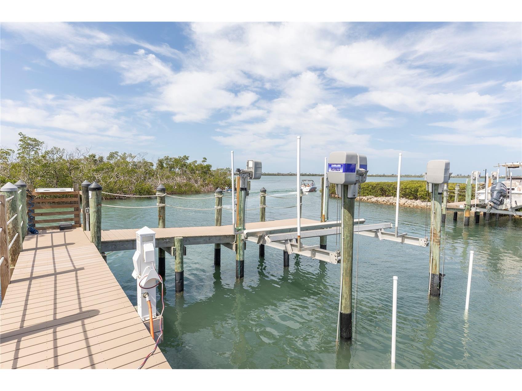 9203 Griggs Road #D302 Englewood FL 34224 - LEMON BAY AND INTRACOASTAL WAT D6147013 image68