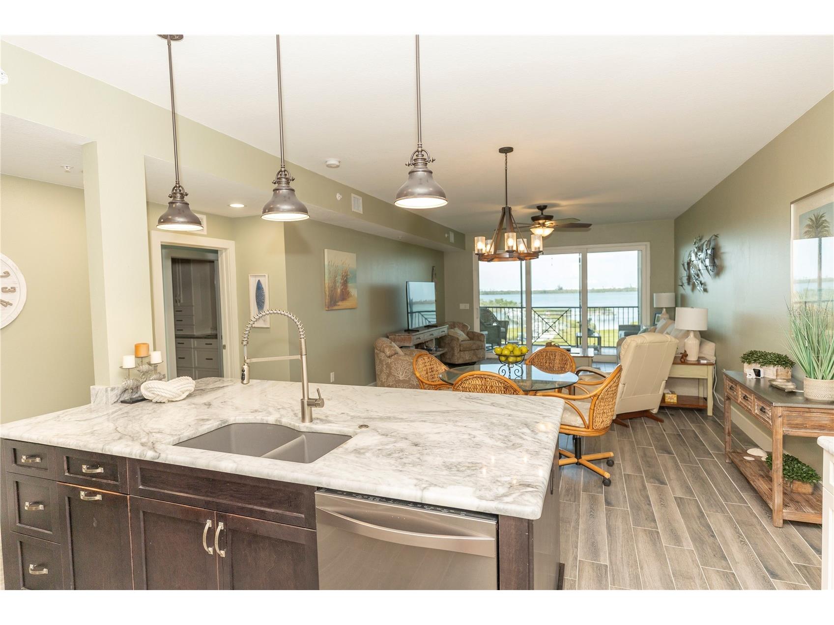 9203 Griggs Road #D302 Englewood FL 34224 - LEMON BAY AND INTRACOASTAL WAT D6147013 image9