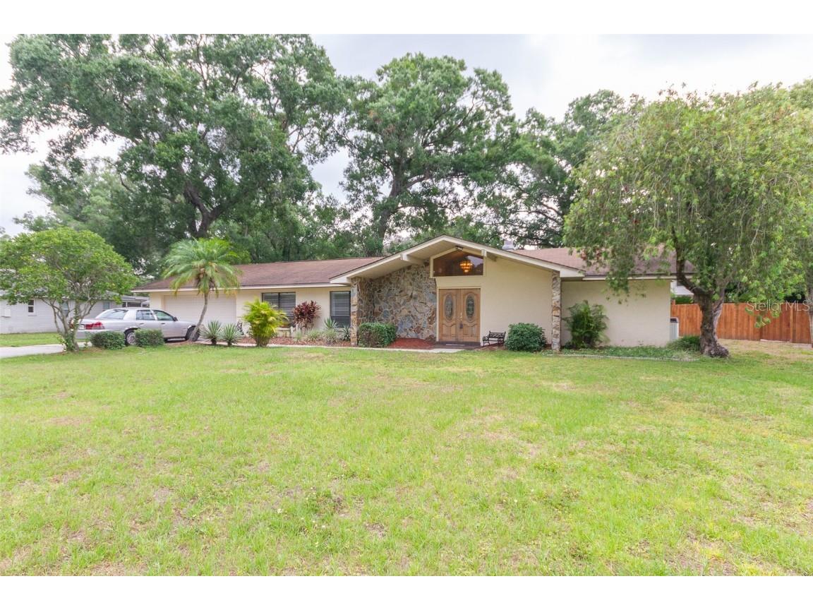 9203 Hollyridge Place Temple Terrace FL 33637 T3525492 image1