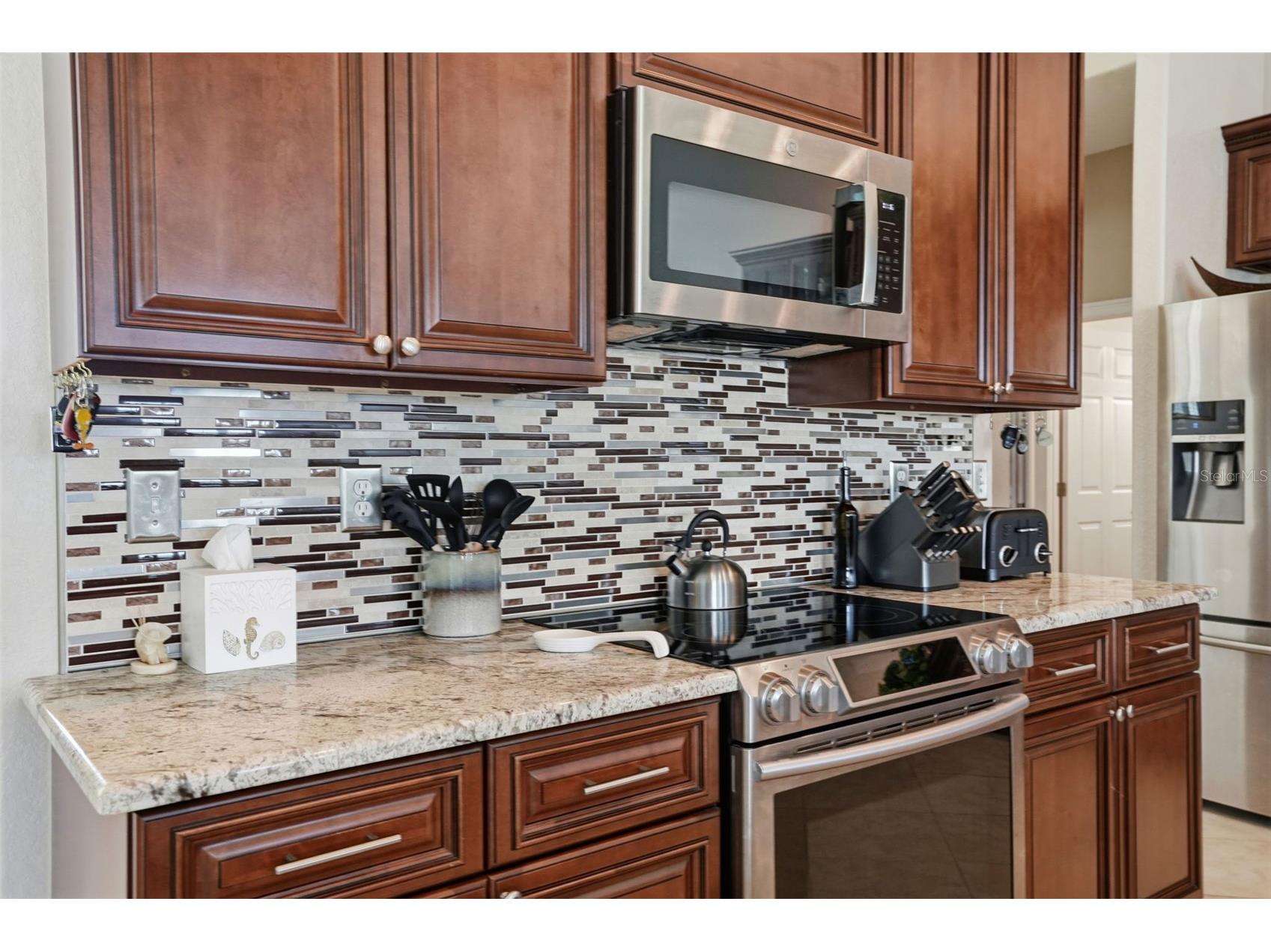 9203 Lake Cypress Loop Weeki Wachee FL 34613 W7884490 image25