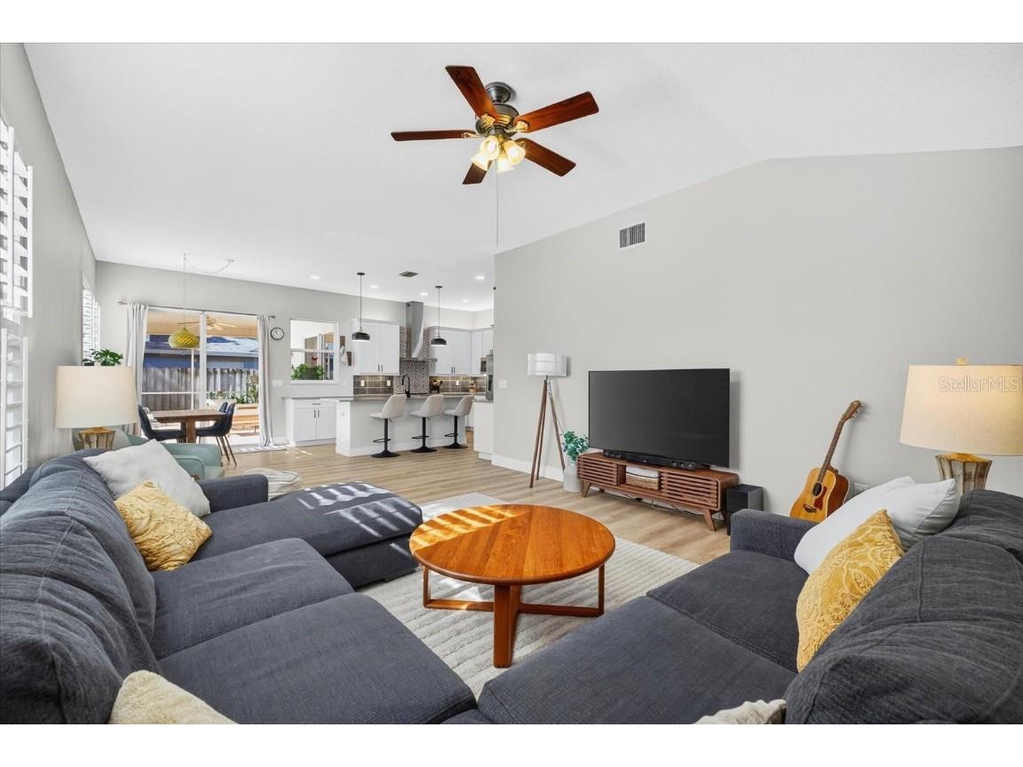 9203 Sunflower Drive Tampa FL 33647 TB8437738 image3