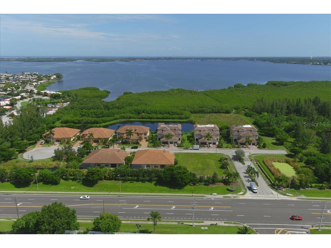 9204 43rd Terrace W Bradenton FL 34209 A4506555 image1