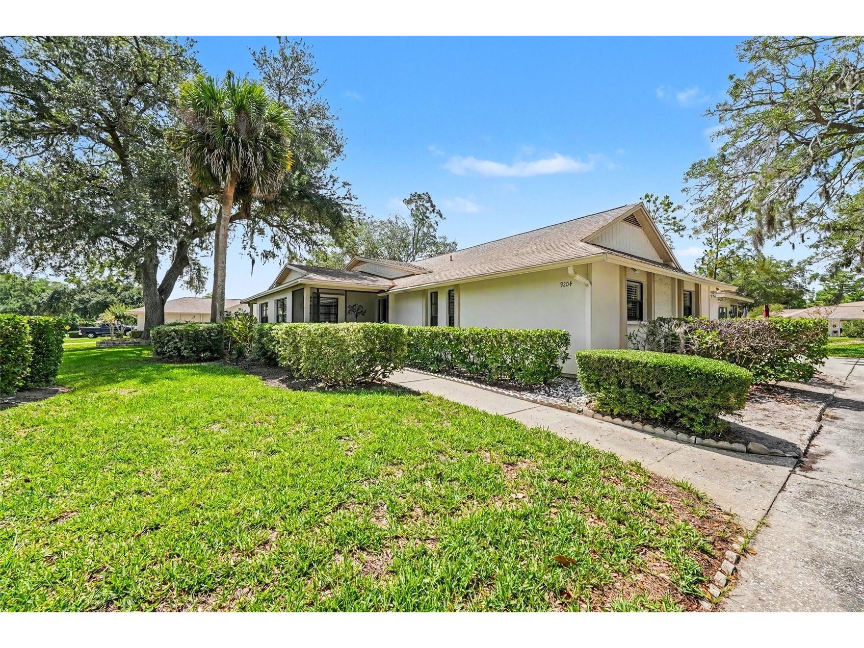 9204 Golf View Dr New Port Richey FL 34655 TB8510400 image3