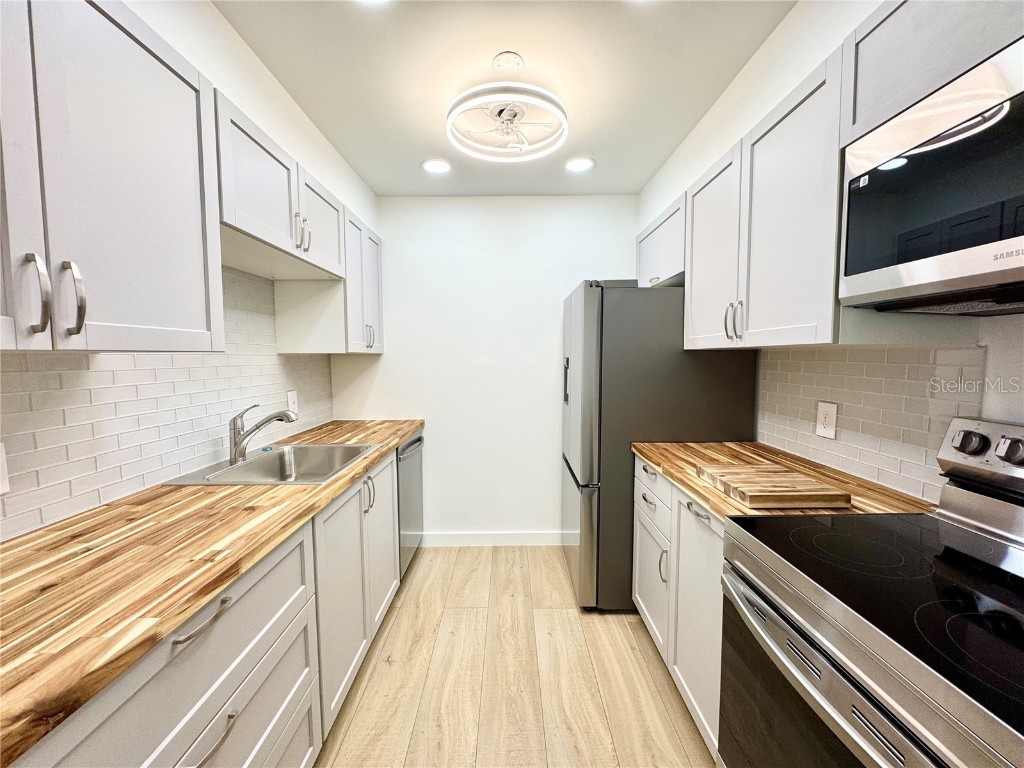 9205 Tudor Drive #C208 Tampa FL 33615 A4670011 image8